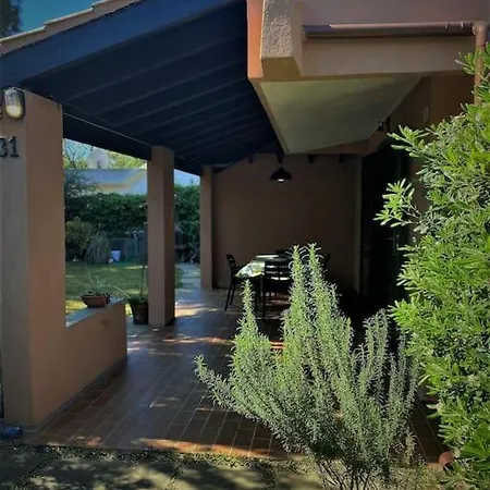 度假居 Su Cantu De Su Mari, Muravera, *